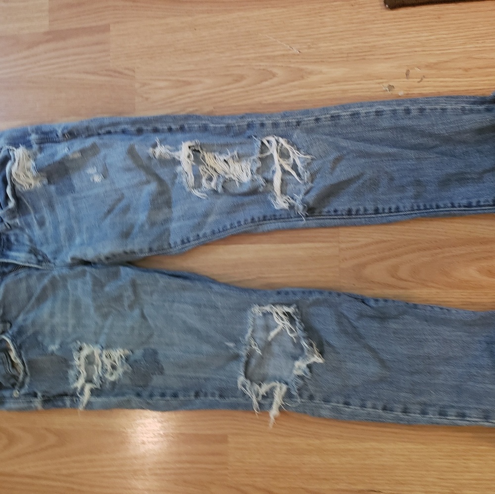 destroyed Abercrombie crops